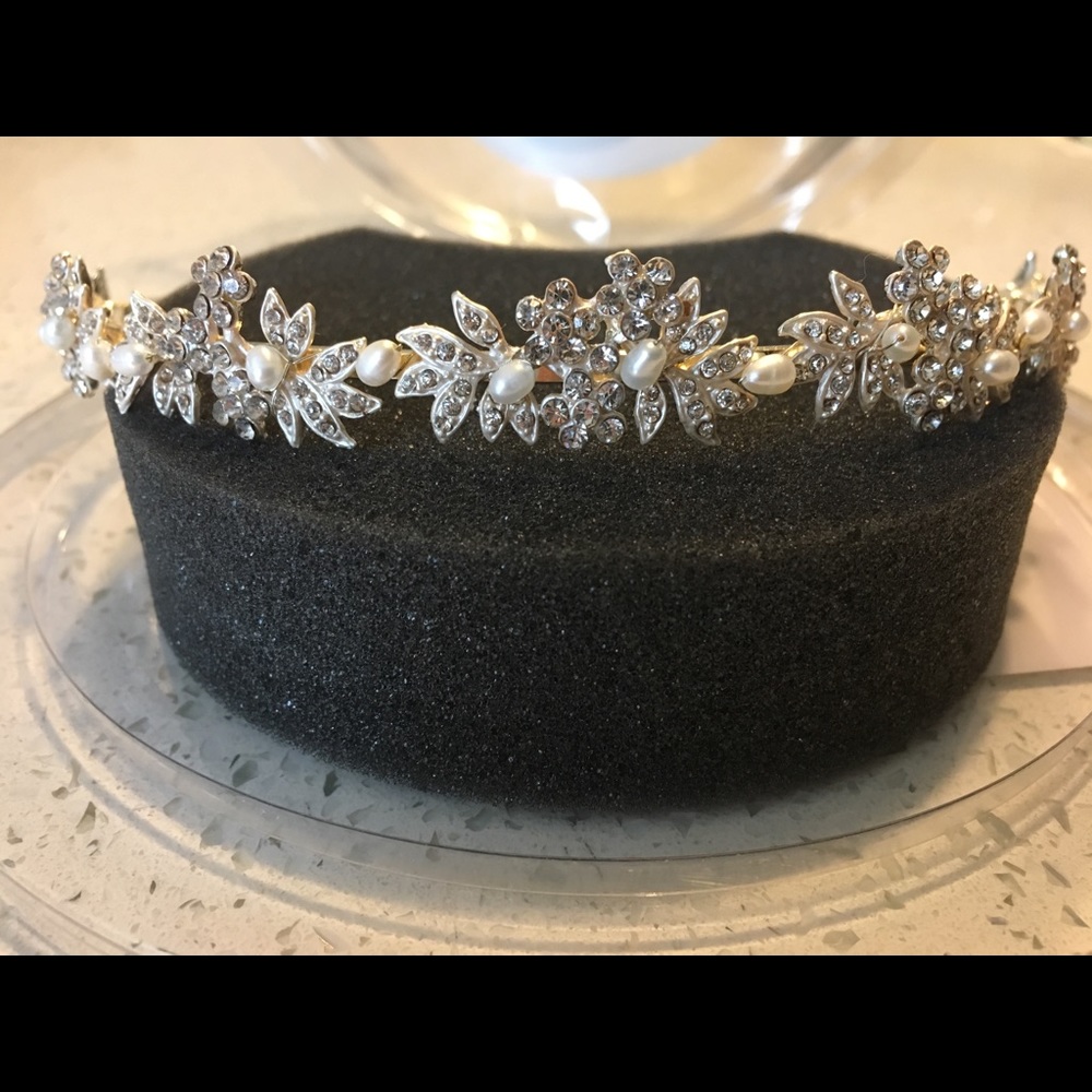 Tiara